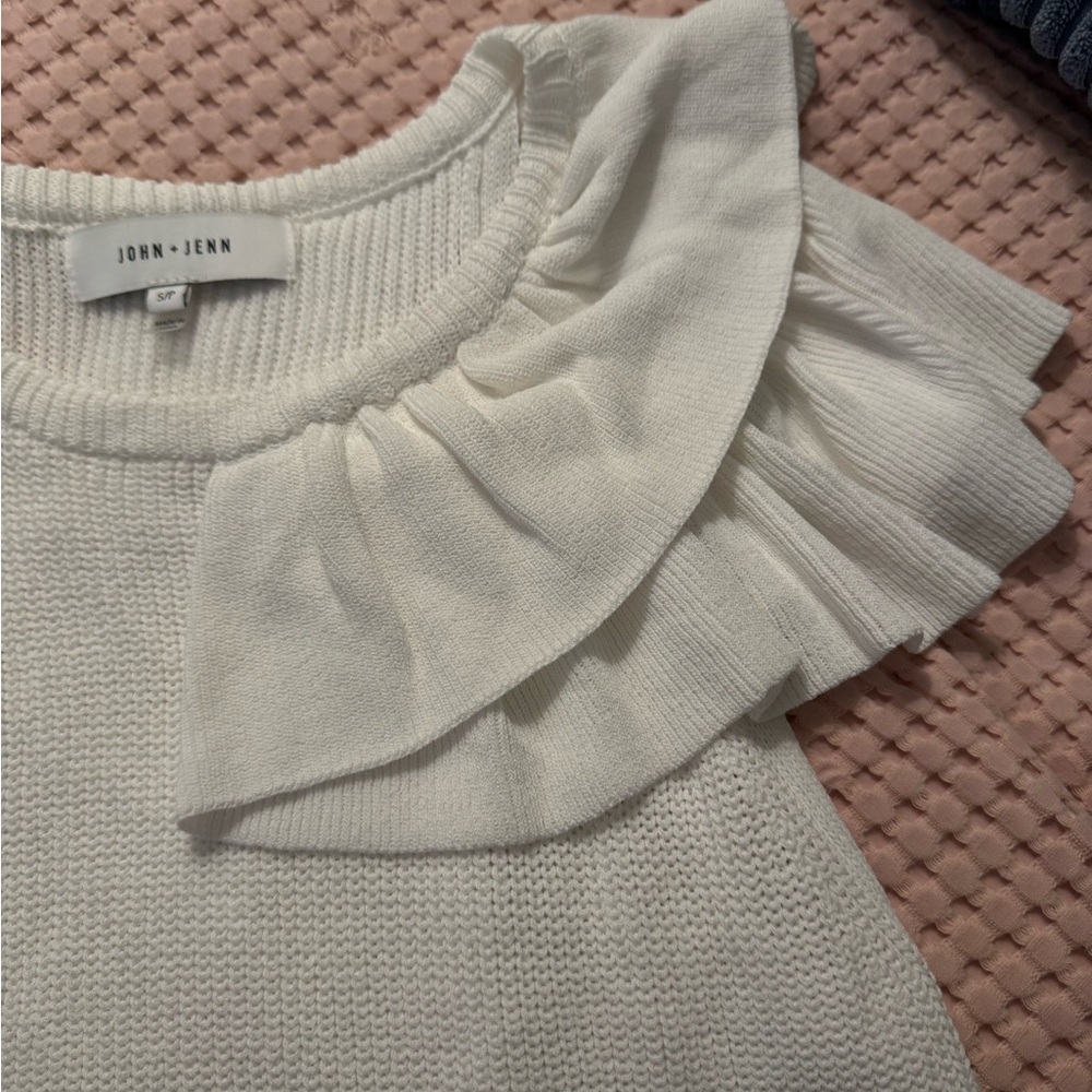 John + Jenn White Ruffle One Shoulder Tank Top - Picture 3 of 4